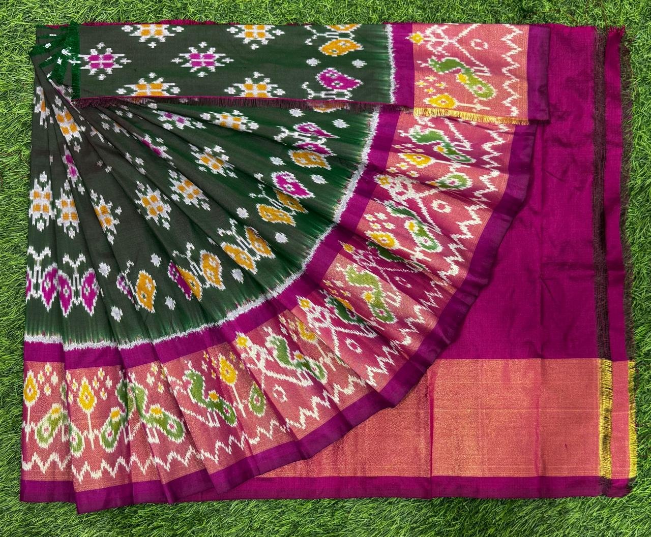 Silk Lehenga - PSDHS15-ZSLGCZCDC-48