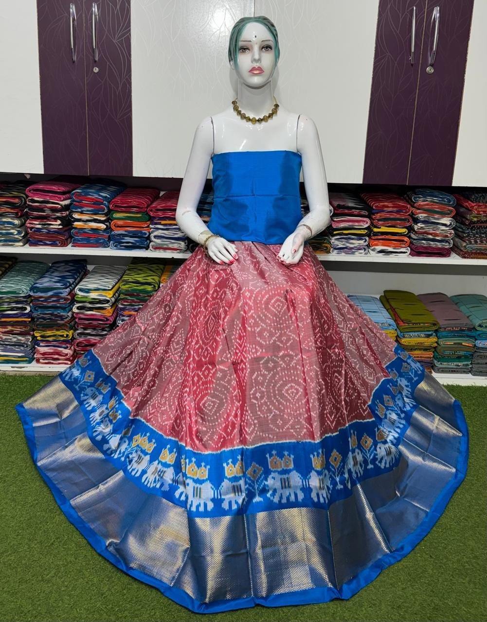 Silk Lehenga - PSRGY18-FSLGDSZDC-08