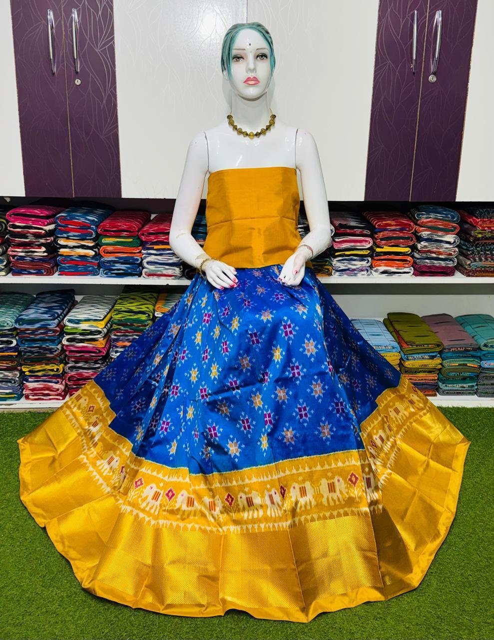 Silk Lehenga - PSRGY18-FSLGDSZDC-10