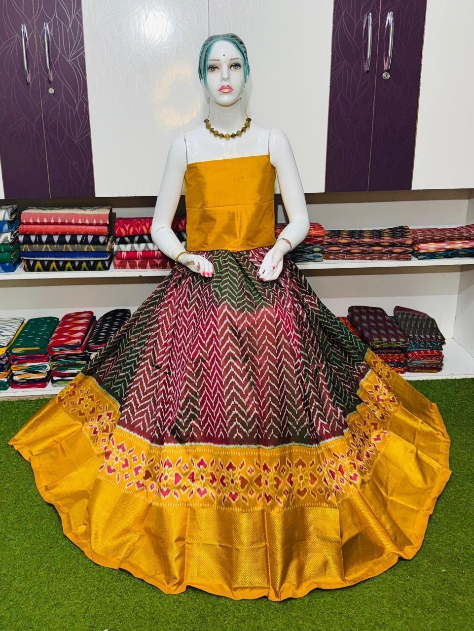 Silk Lehenga - PSRGY18-FSLGDSZDC-17