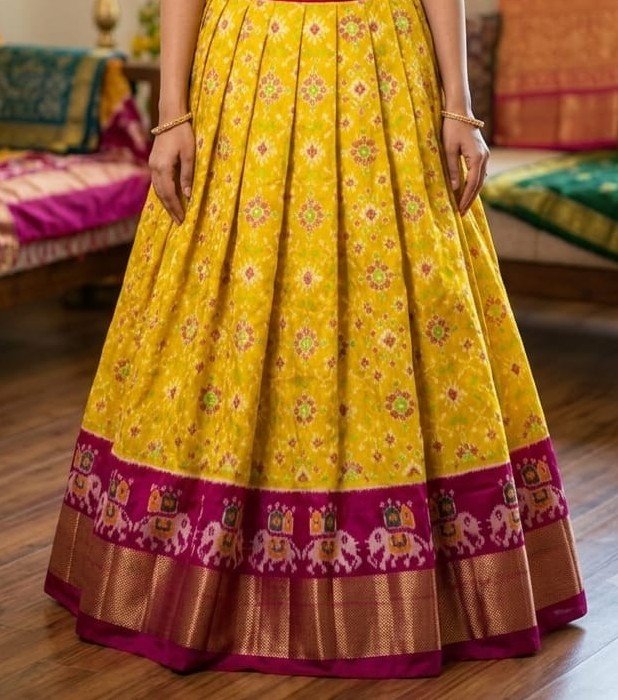 Silk Lehenga - PSSIL07-FSLGDSSCC-02
