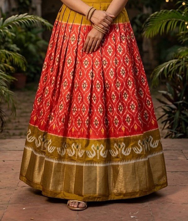 Silk Lehenga - PSSIL07-FSLGDSSCC-08