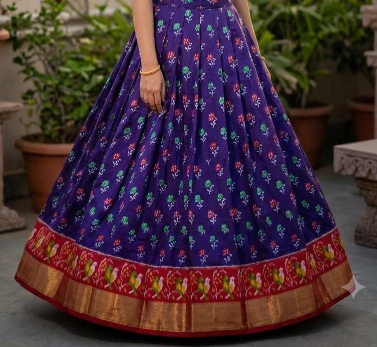 Silk Lehenga - PSSIO04-FSLGDSBDC-17