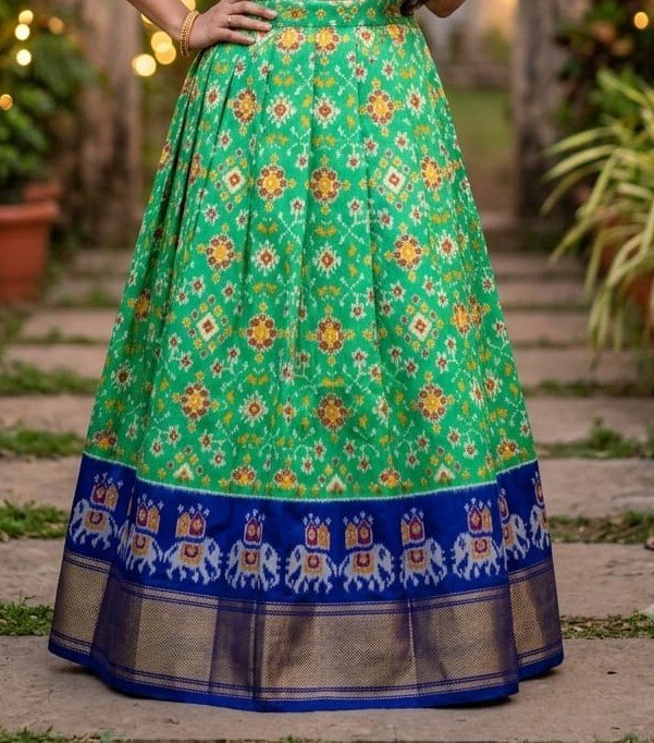 Silk Lehenga - PSSIO12-FSLGDSBCC-03