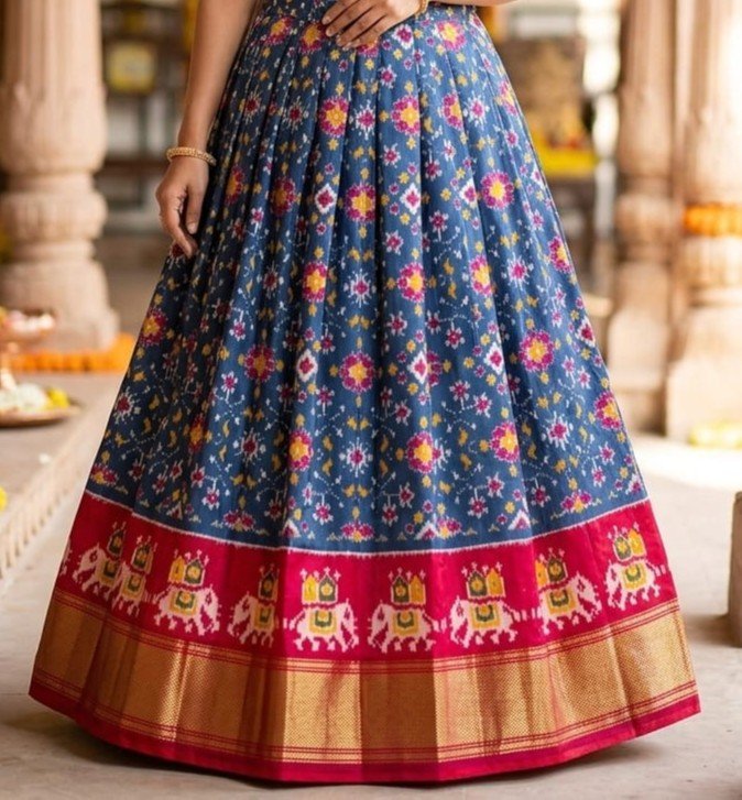Silk Lehenga - PSSIO12-FSLGDSBCC-06