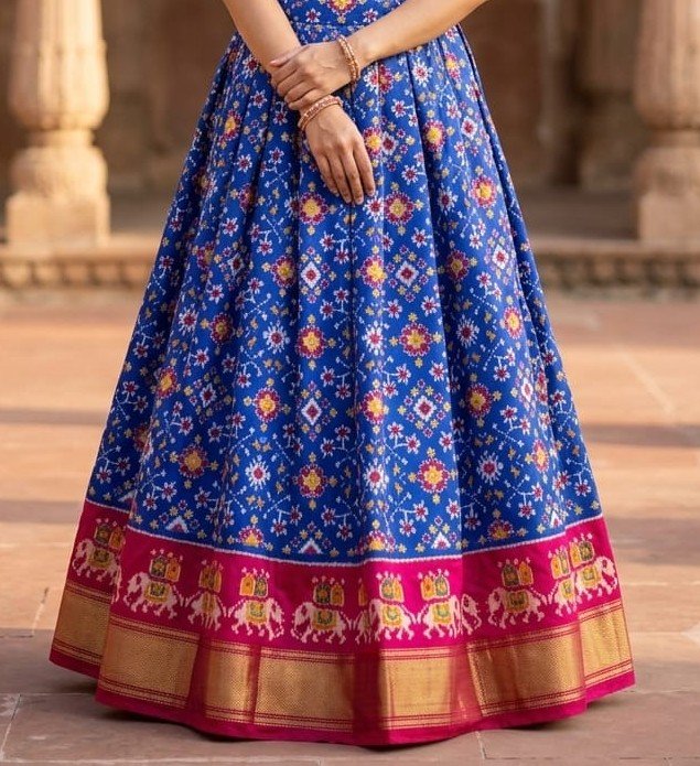 Silk Lehenga - PSSIO12-FSLGDSBCC-22