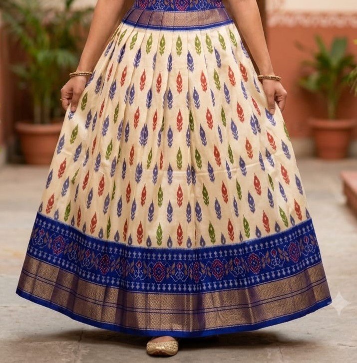 Silk Lehenga - PSSIS27-FSLGCSBCC-26